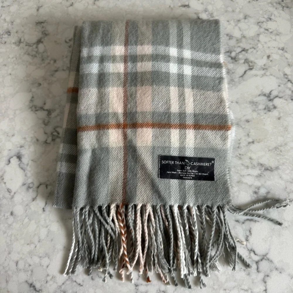 Set of 5‎ scarfs, plaid various colors